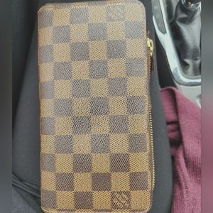 LOUIS vuitton wallet